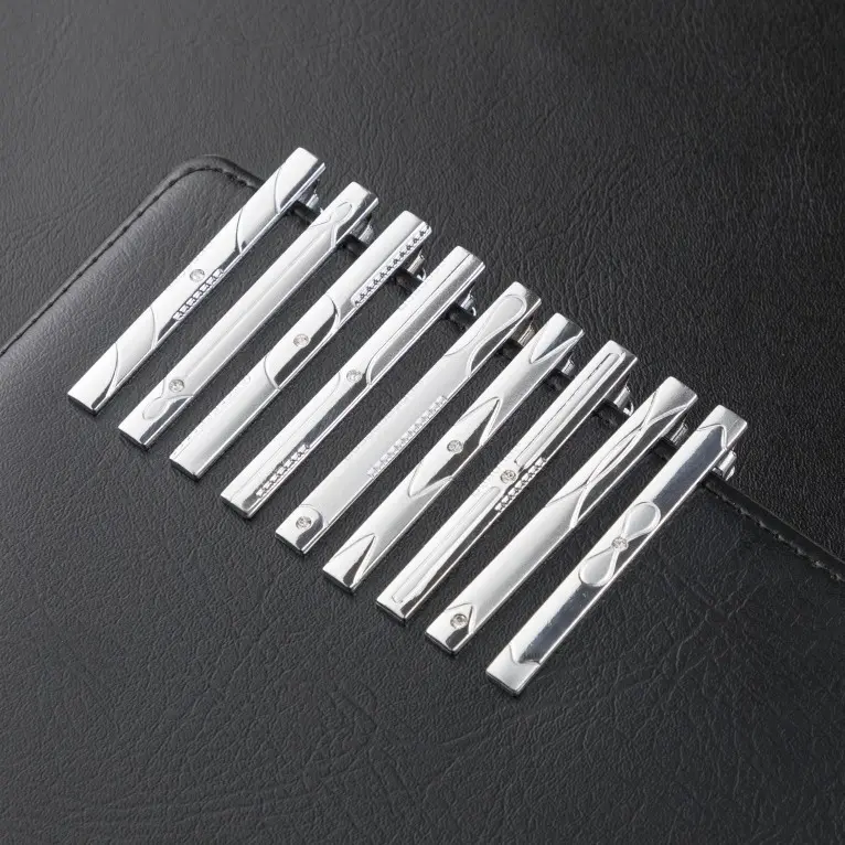 Metal Men's Fashion Silver Plated Sandblasted Rhinestone Tie Clip Supply  TF5033-54S